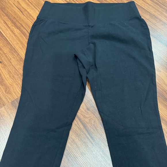 Lane Bryant Livi Active Capris - Picture 1 of 3